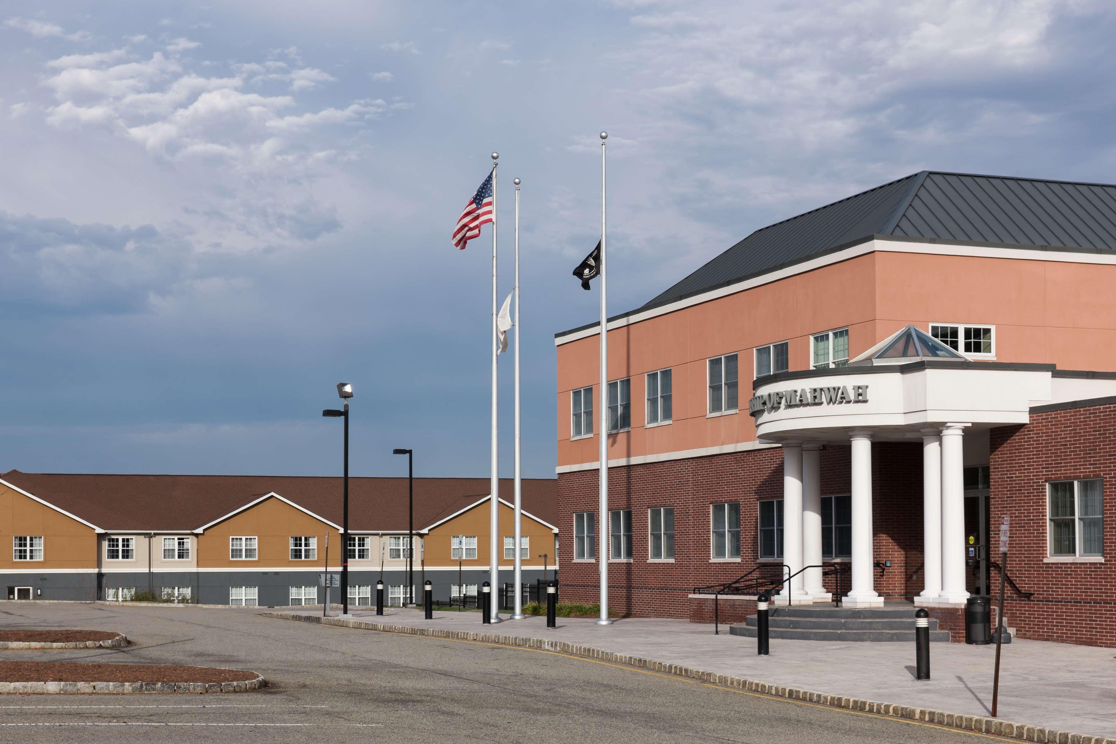 Homewood Suites By Hilton Mahwah Exterior foto